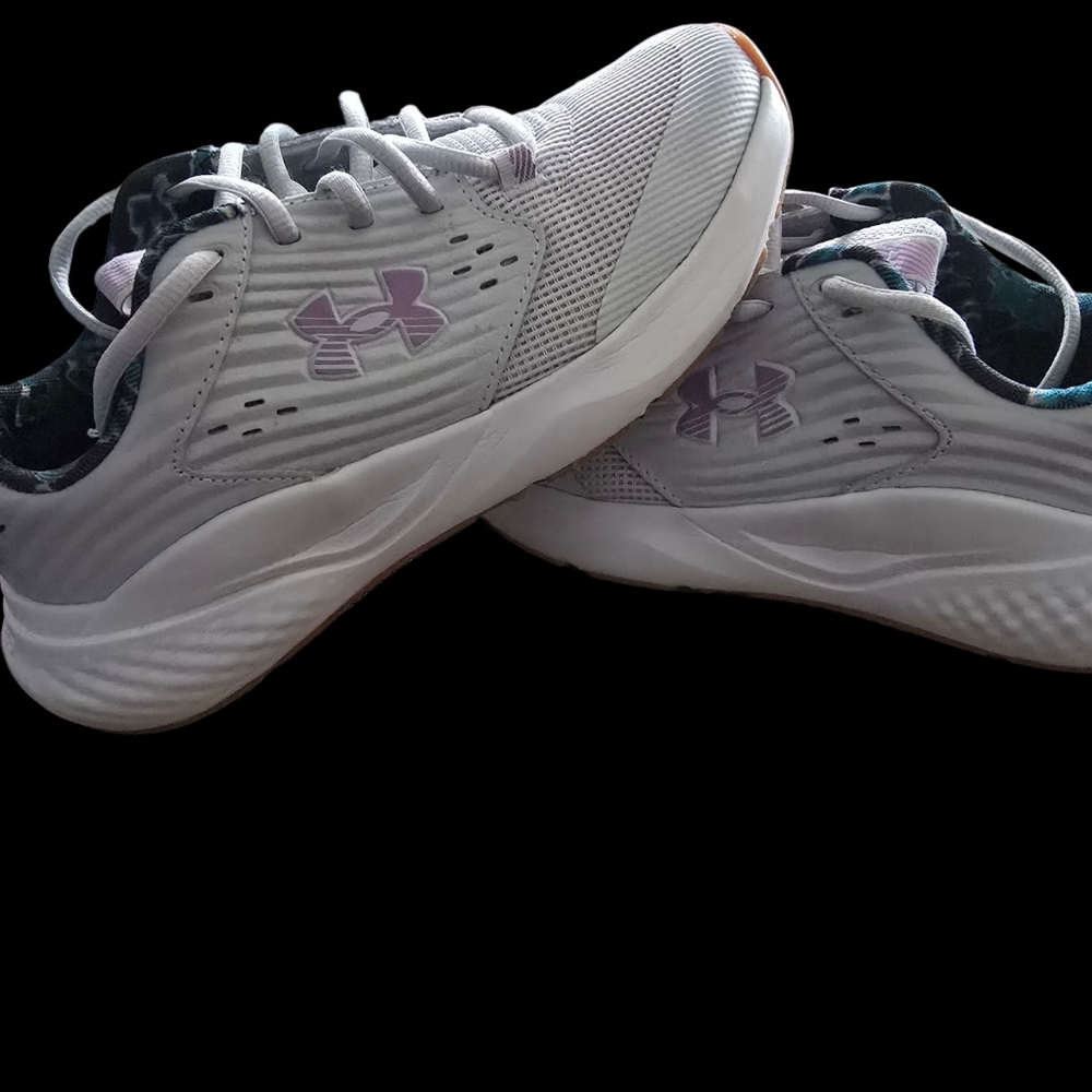 Under Armor Women's Commit 4 Size 8